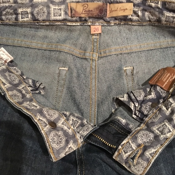 PAIGE LAUREL CANYON LOWRISE JEANS - Picture 3 of 12